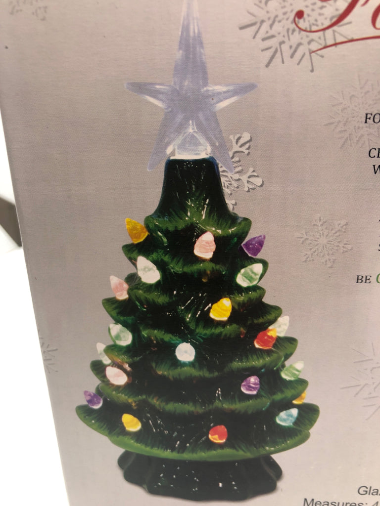 NIB CERAMIC LIGHT UP CHRISTMAS TREE.
