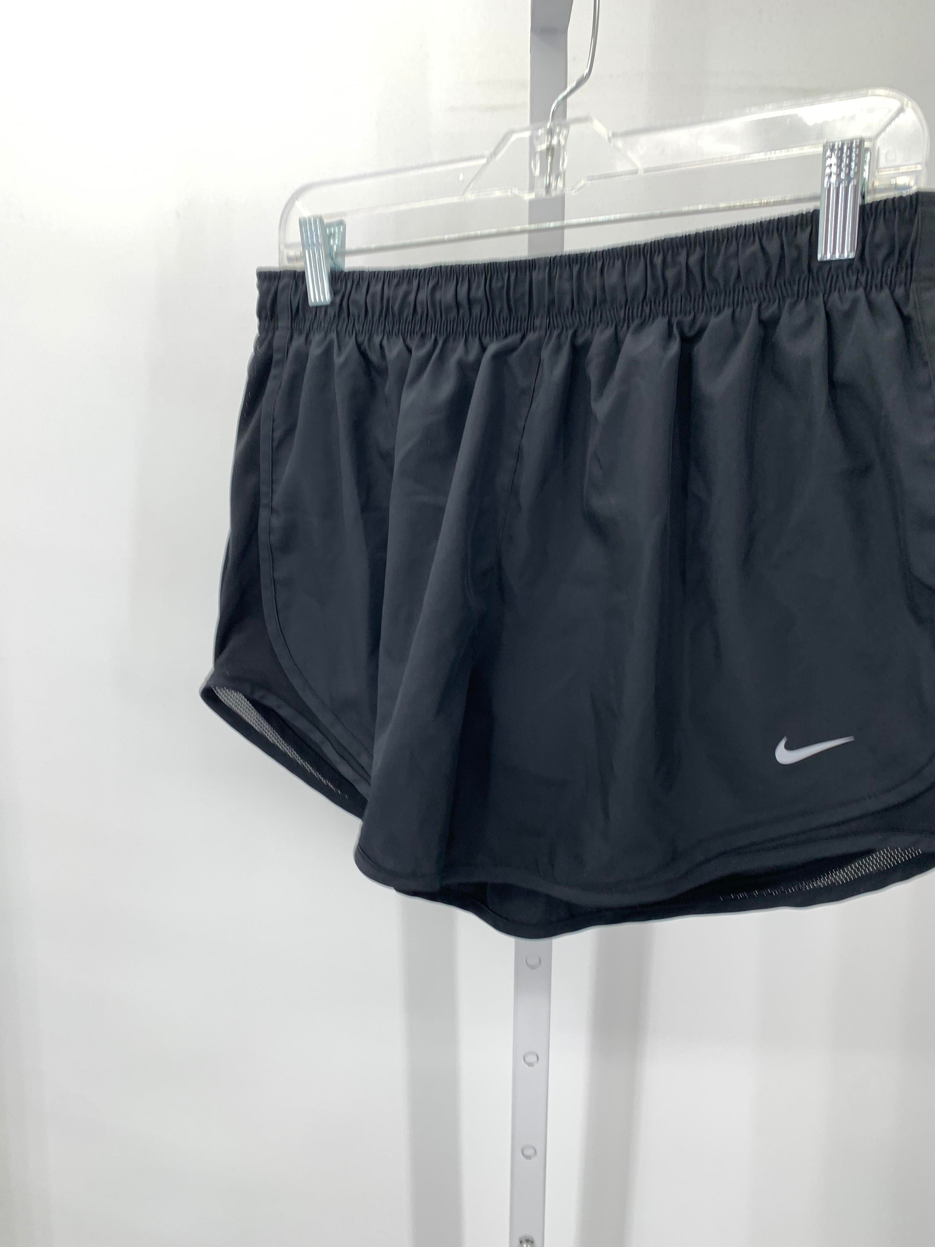 Nike Size Extra Large Misses Shorts