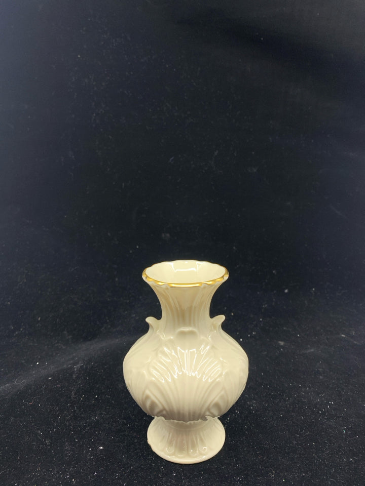 LENOX FEATHER PATTERN BUD VASE.