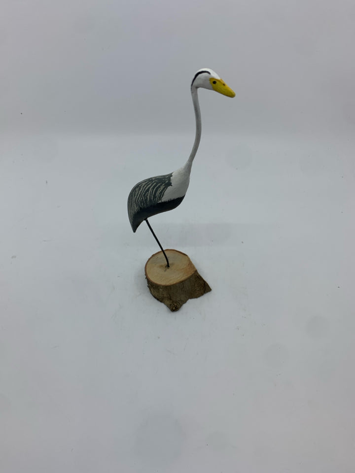 CARVED BLUE HERON ON WOOD BLOCK FIGURINE- ARTIST SIGNATURE.