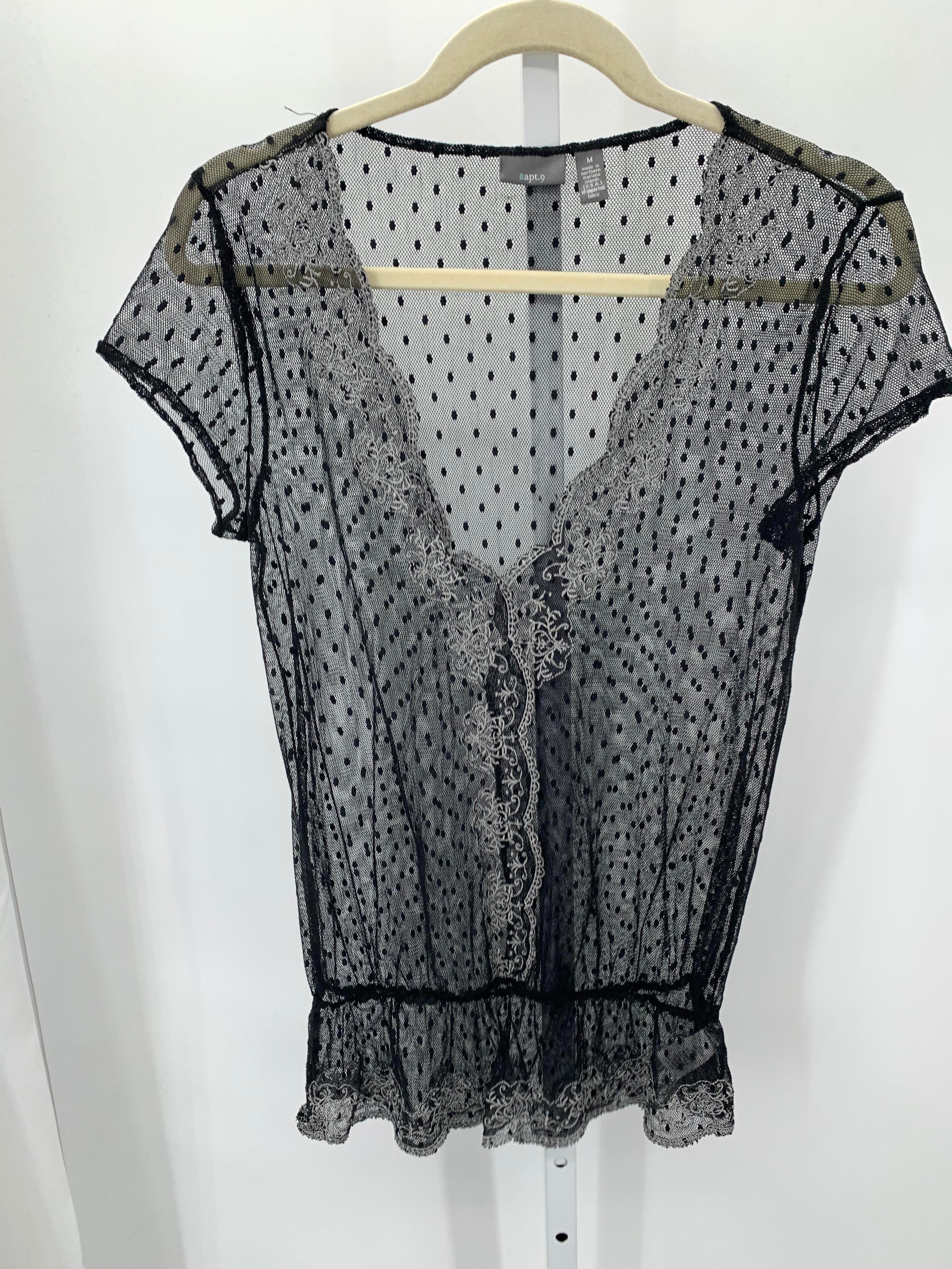 Apt. 9 Size Medium Misses Short Sleeve Shirt