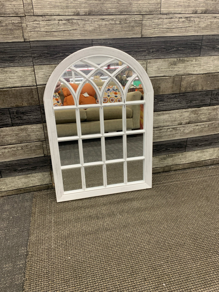 WHITE WINDOW GRID PATTERN MIRROR ARCHED TOP.