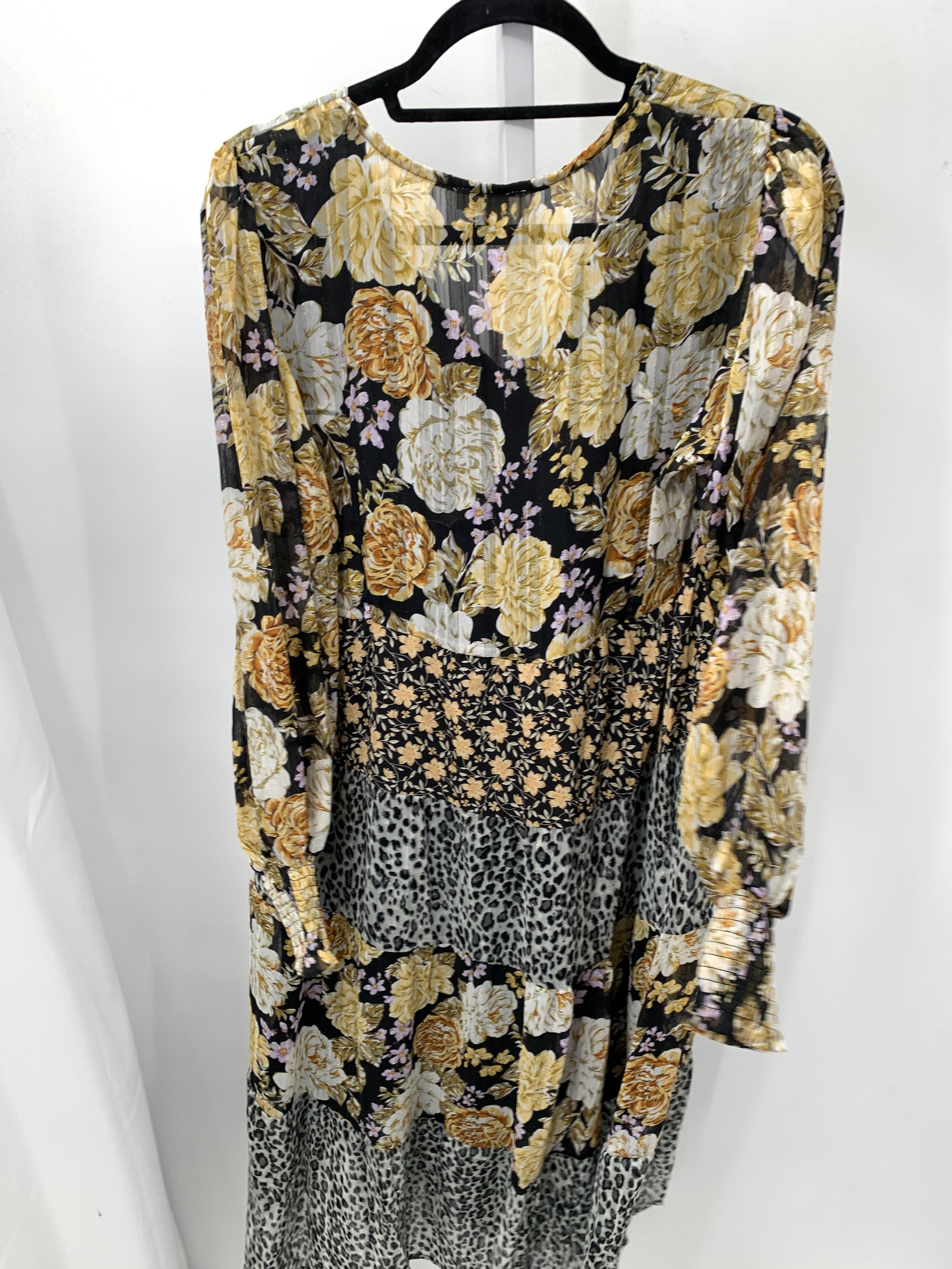 um Gee Size Small Misses Long Sleeve Dress