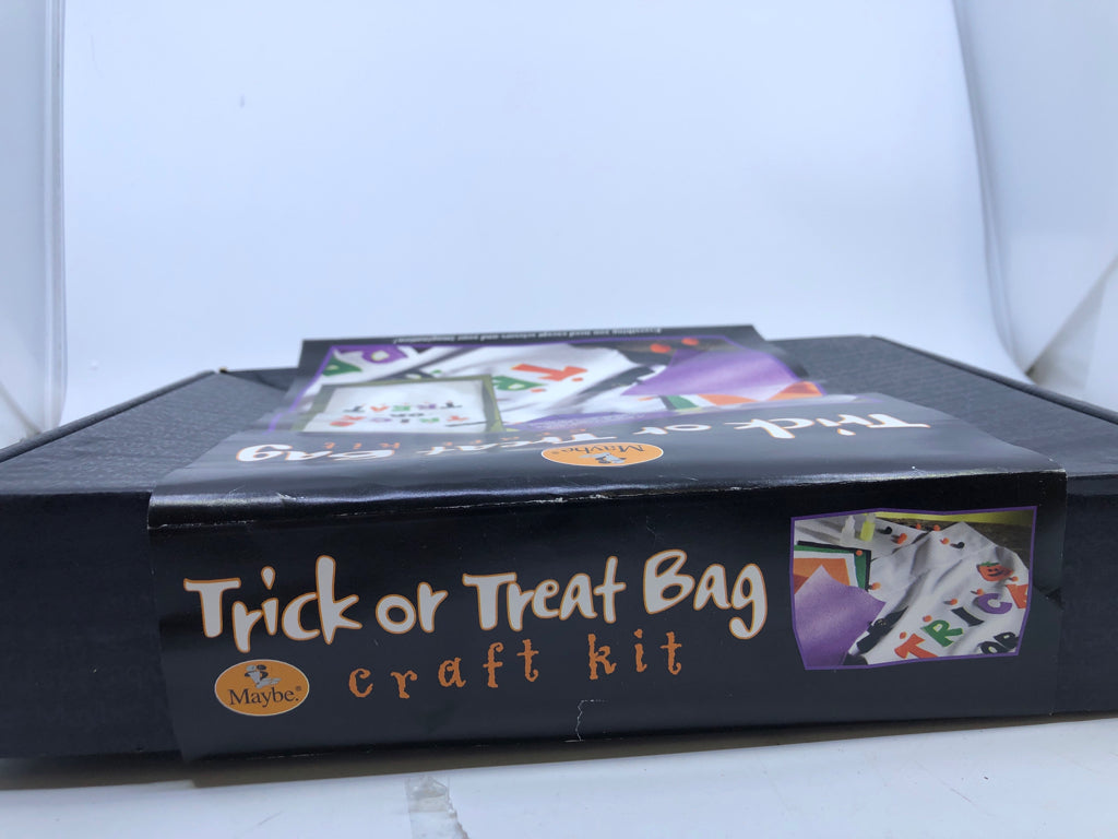NIB TRICK OR TREAT CRAFT BAG.