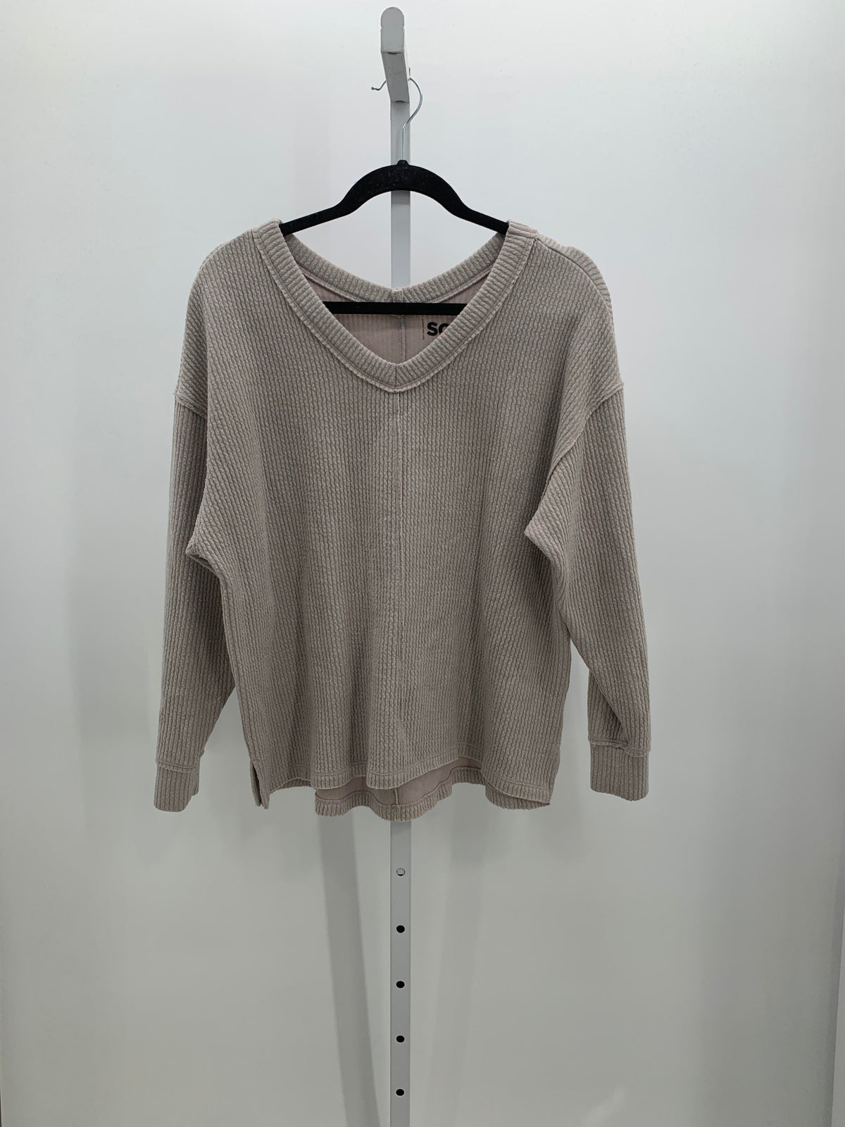 SO Size Small Juniors Long Sleeve Sweater