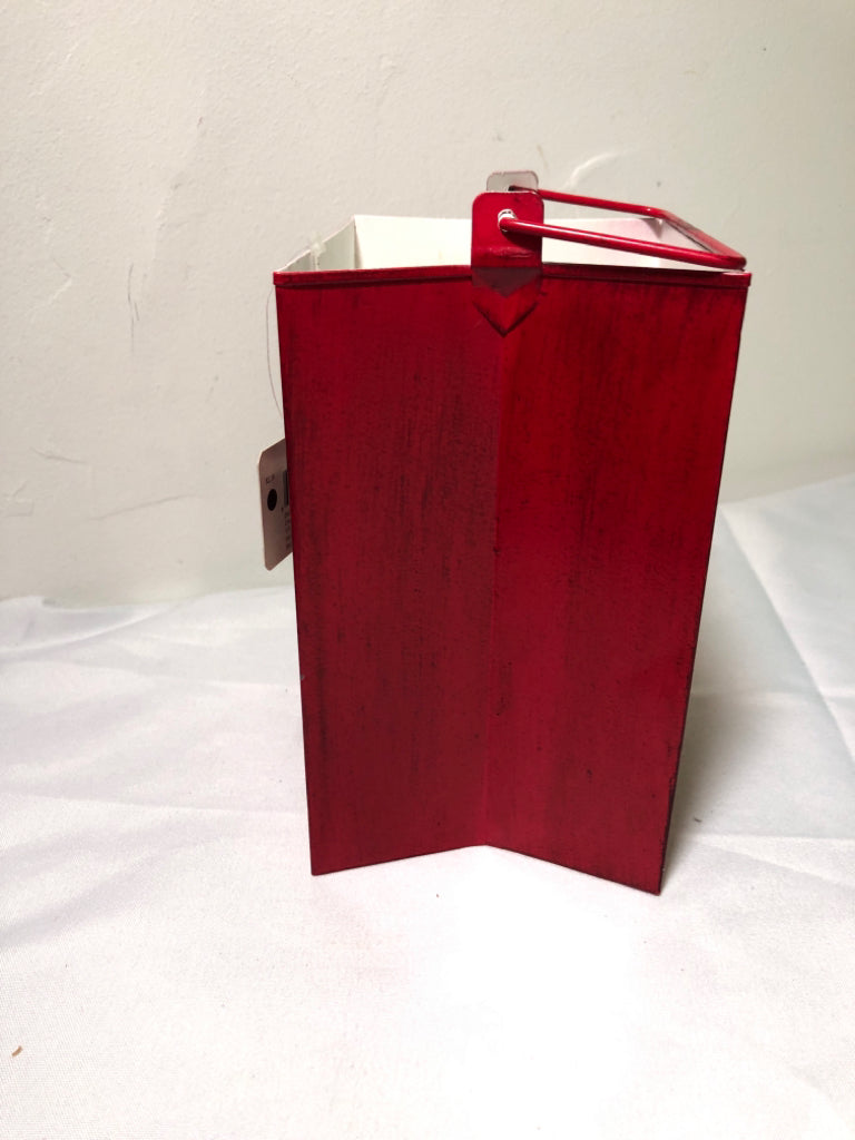 RED REINDEER METAL BUCKET, 7" X 4" X 5"