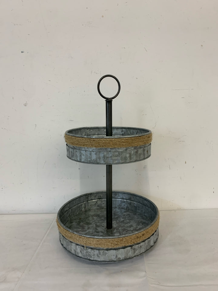 2 TIER GALVANIZED METAL CENTERPIECE.