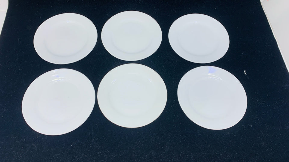 6 SMALL WHITE ROUND APPETIZER PLATES.