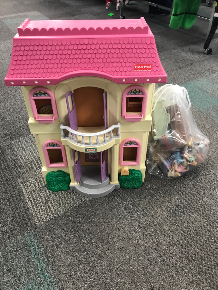 FISHER PRICE LOVING FAMILY GRAND DOLLHOUSE W/ACCESSORIES
