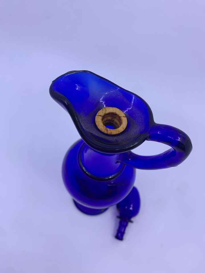VTG BLUE SMALL DISPENSER BOTTLE.