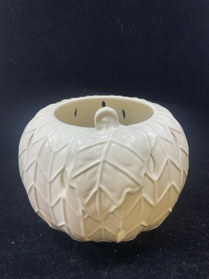 OFF WHITE PIERCED TEXTURED PUMPKIN TEA LIGHT HOLDER.