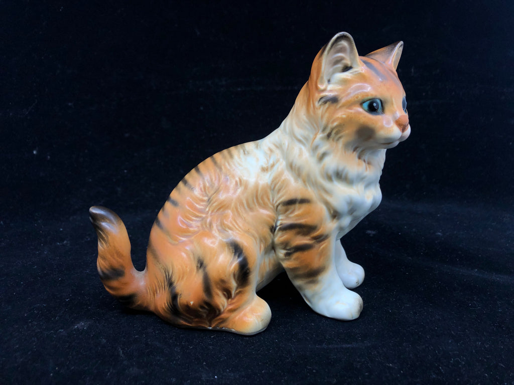 VTG SMALL CERAMIC TIGER CAT FIGURE.