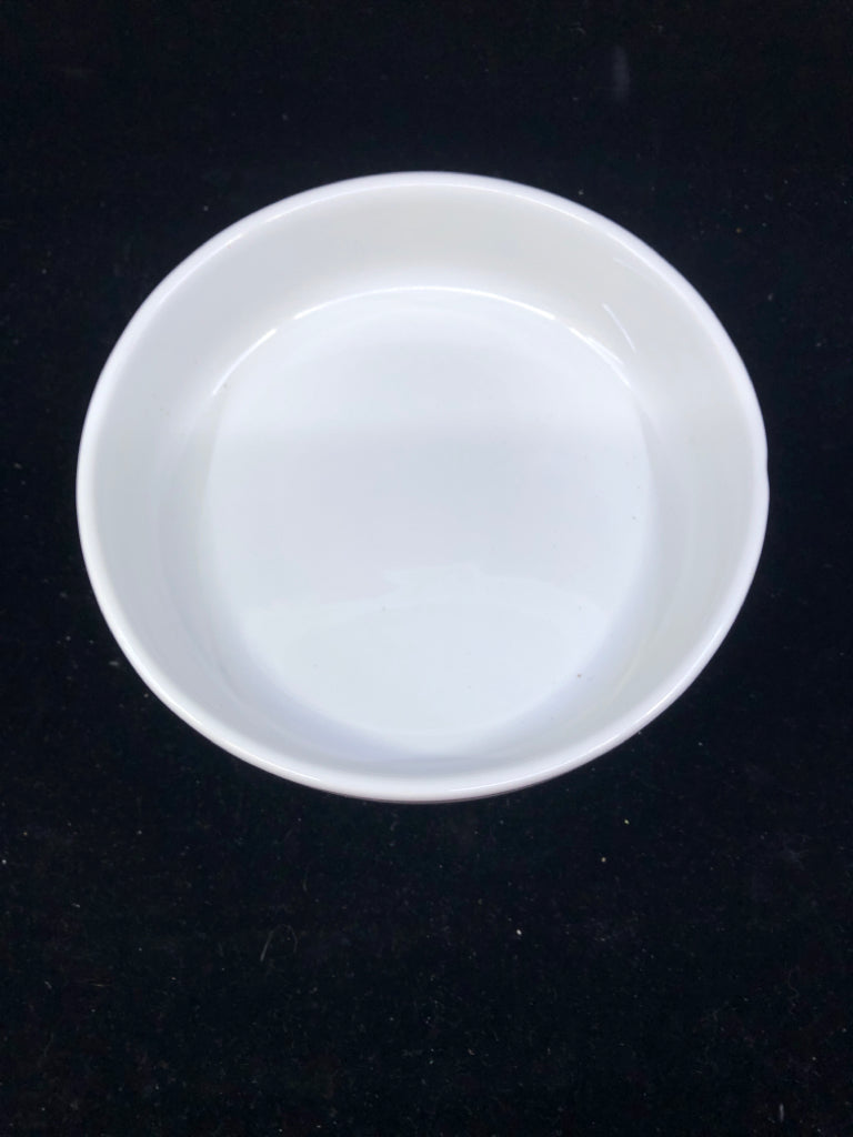 WHITE SHALLOW FOOTED CANDY DISH.