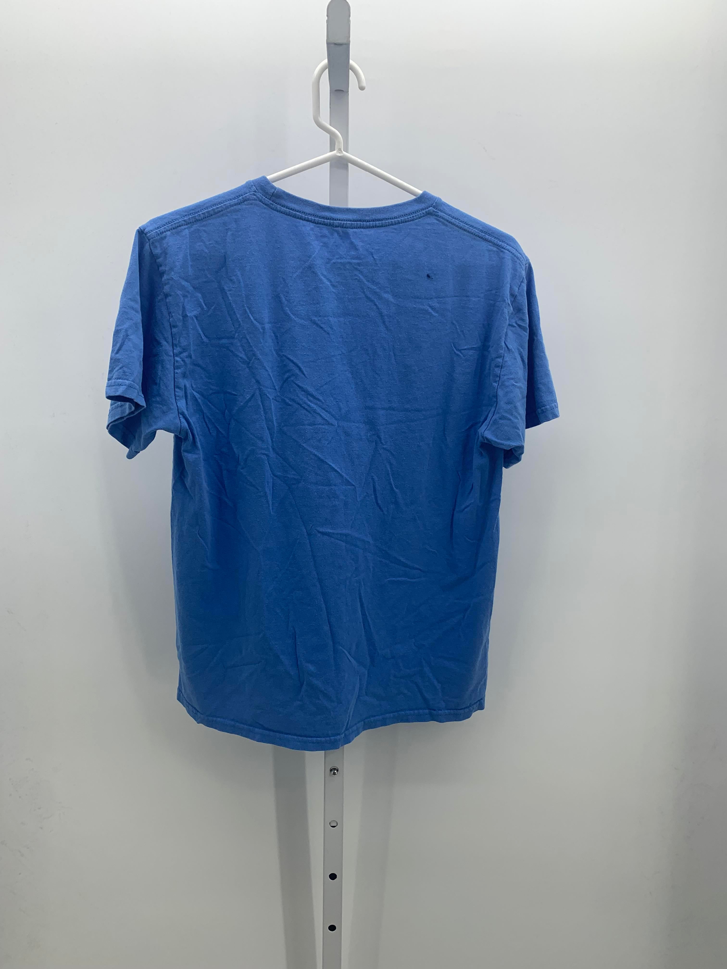 Size Medium Juniors Short Sleeve Shirt