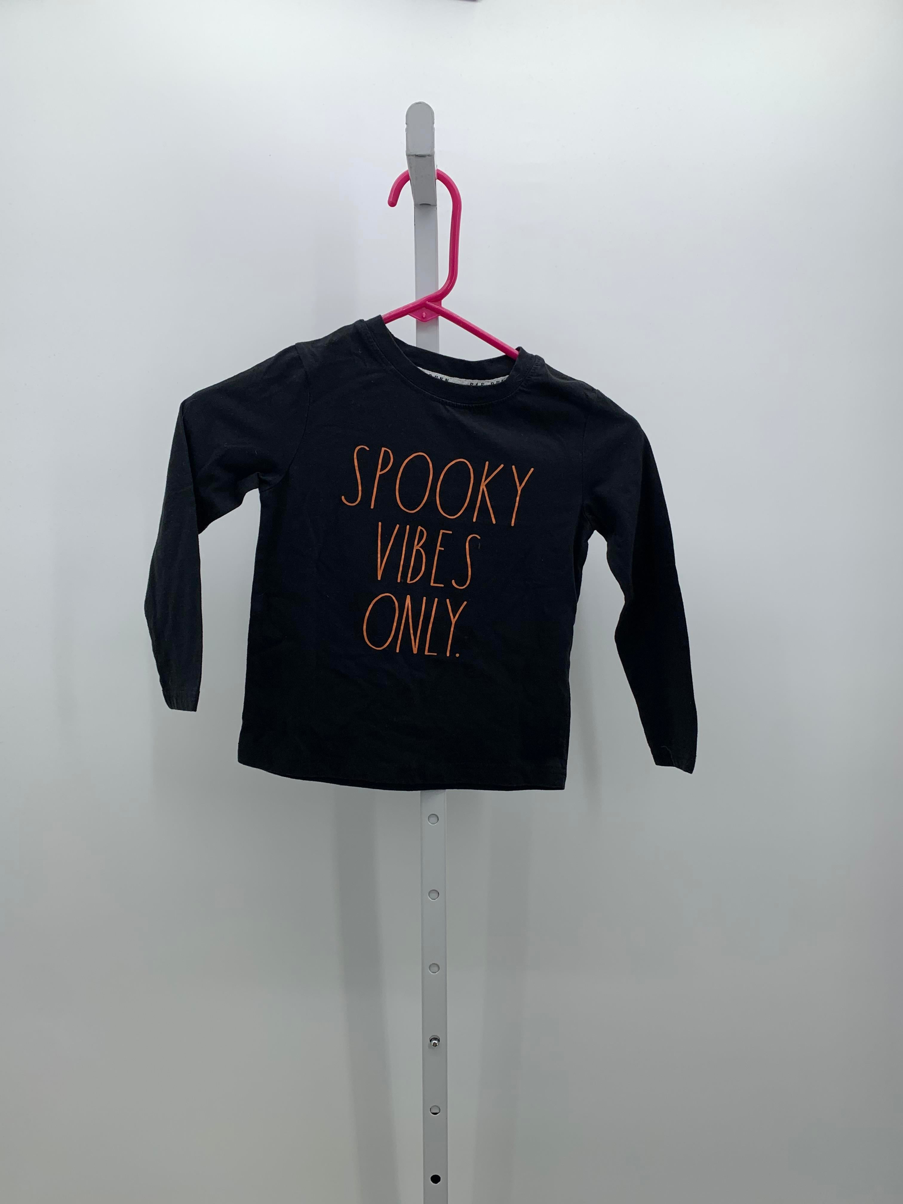 LONG SLV SHIRT SPOOKY VIBES ONLY.