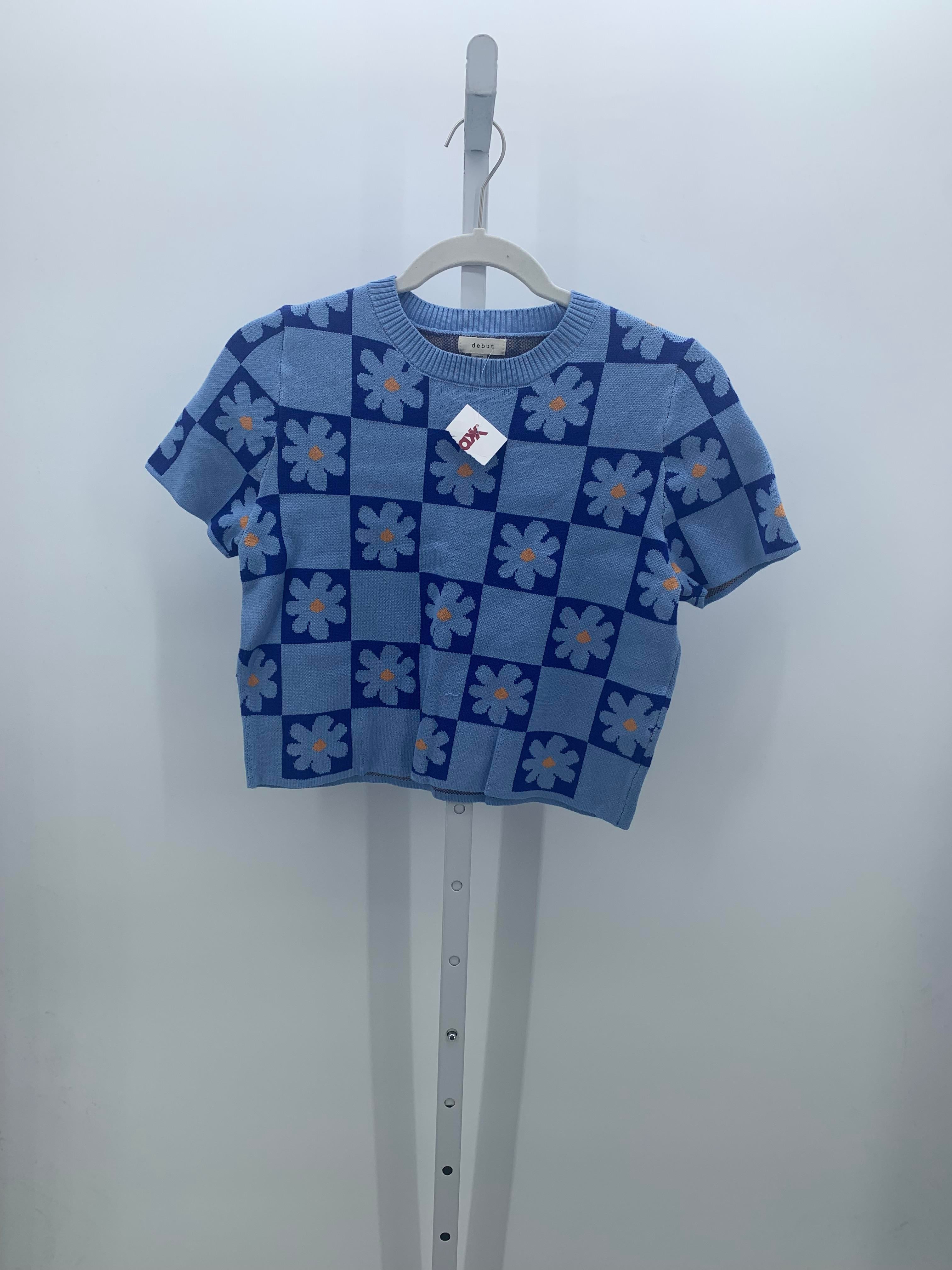 Debut Size Large Juniors Short Sleeve Sweater