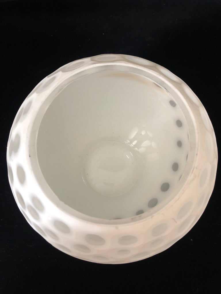 WHITE ABSTRACT DOT PATTERN ROUND VASE.