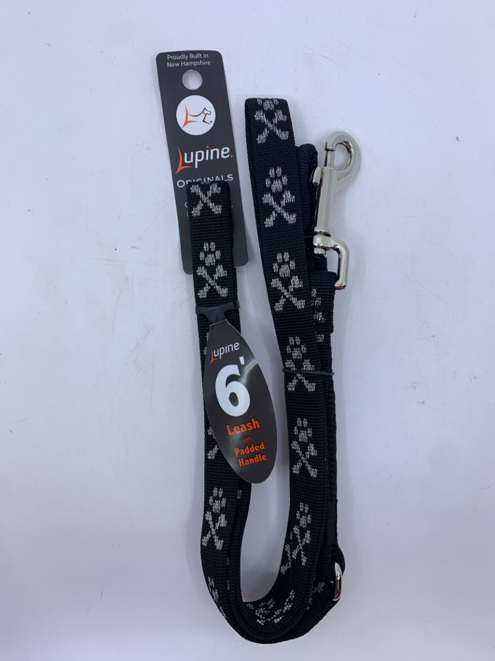 NIB BLACK PAW PRINT + CROSS BONES 6' LEASH.