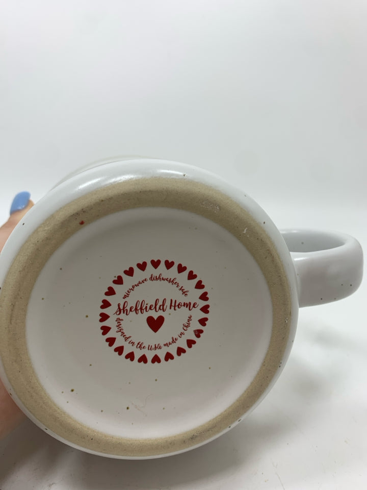 PANDA W/LOVE HEART MUG.