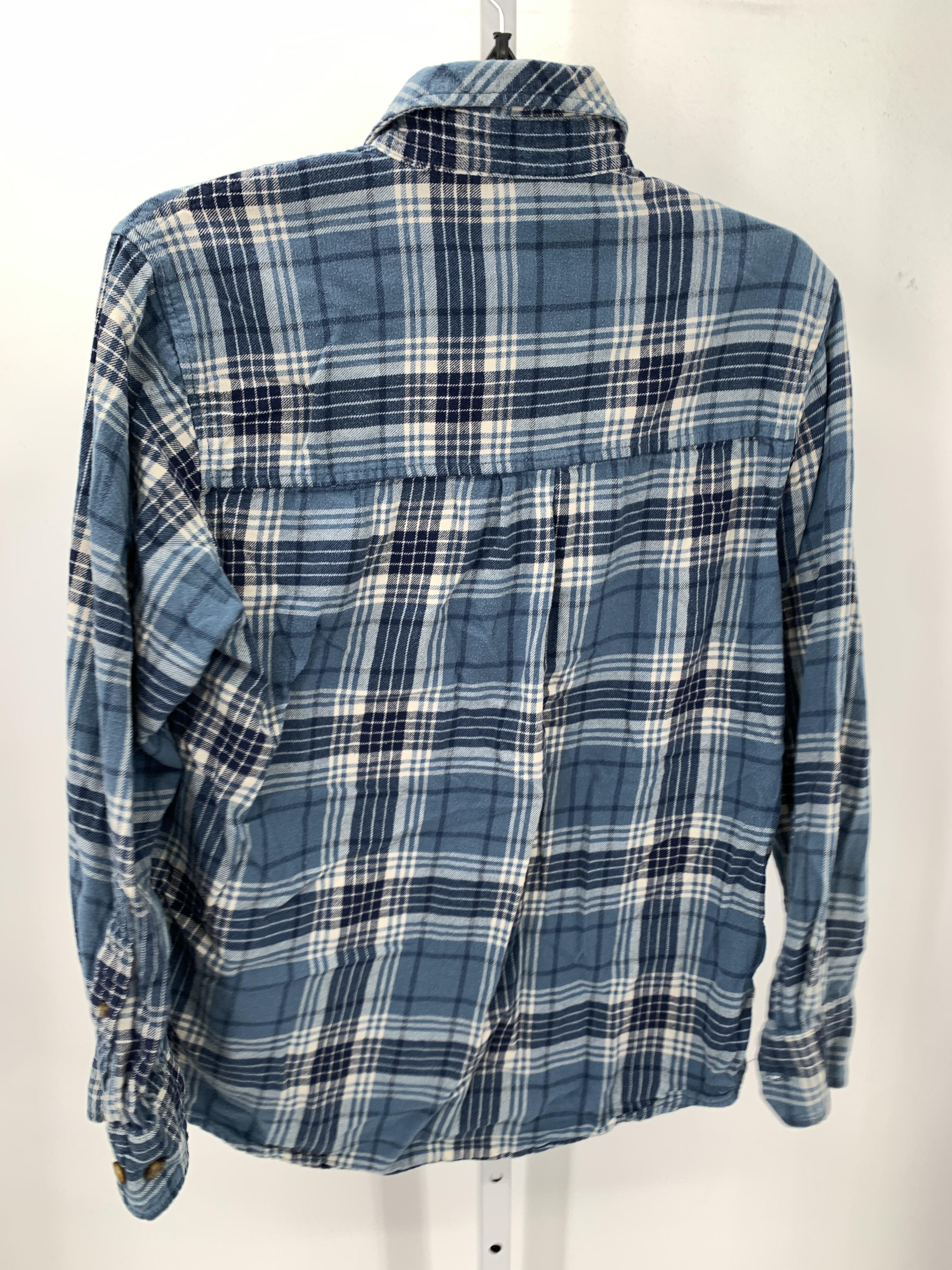 WHITE PLAID BTN DOWN.