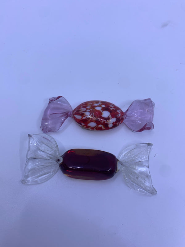 2 GLASS CANDIES.