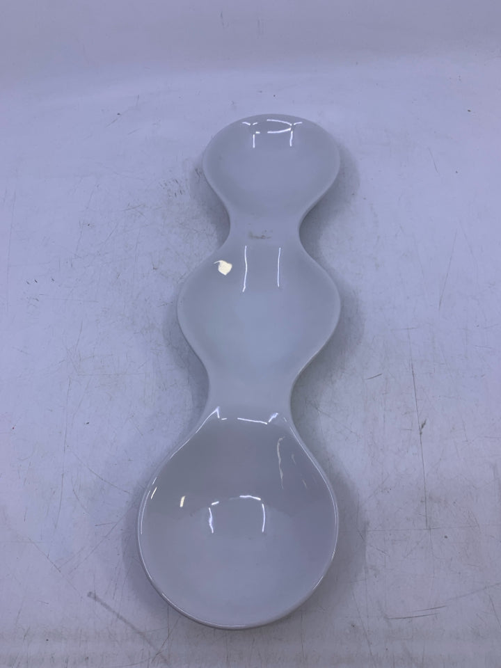 3 CIRCLES CONNECTED TRAY/ 1" H  X 13.