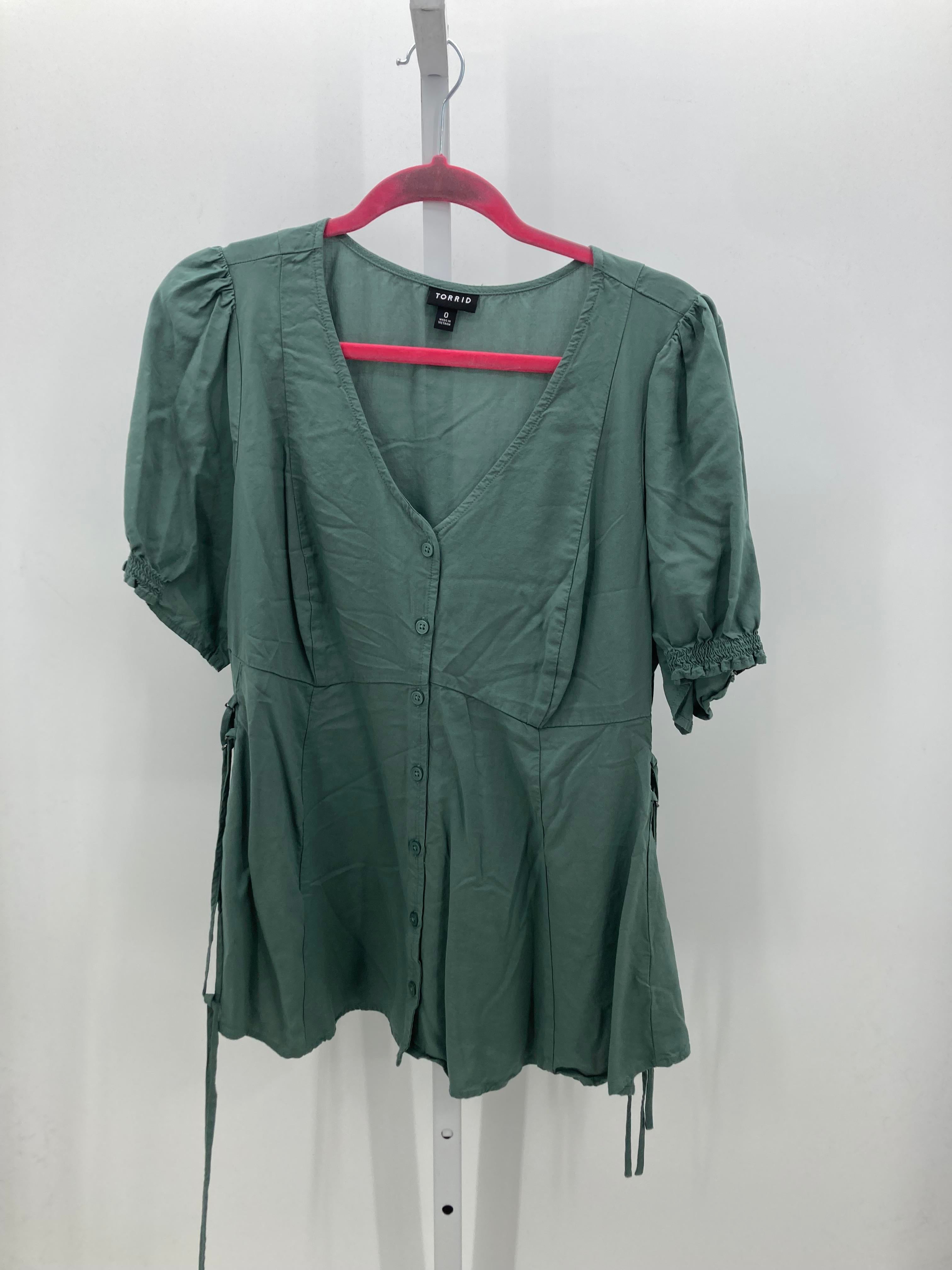 Torrid Size 0X Womens Short Sleeve Shirt