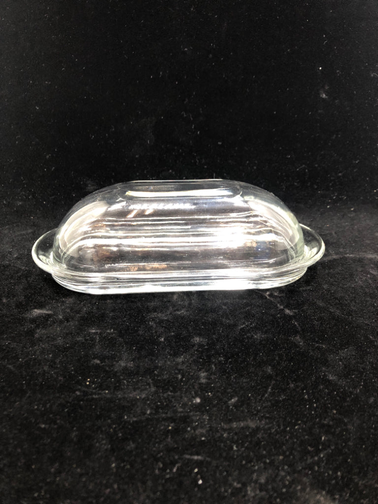 CLEAR GLASS BUTTER DISH W/LID.