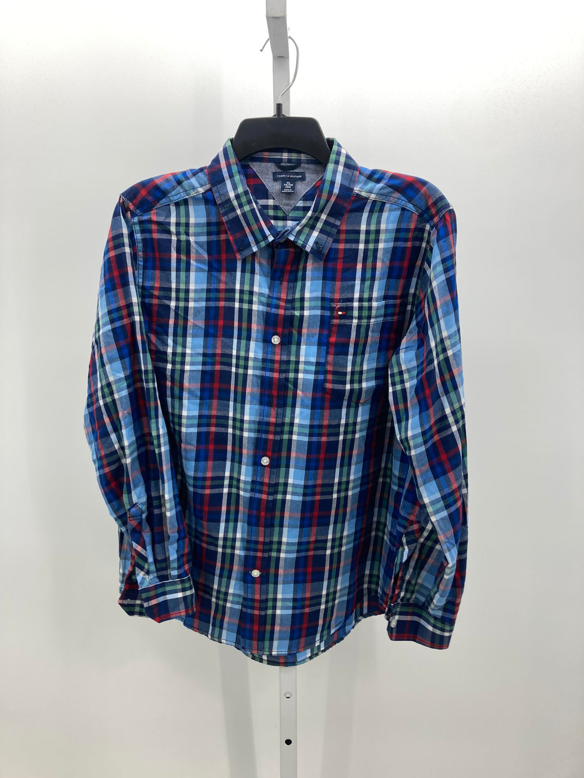 PLAID BTN DOWN