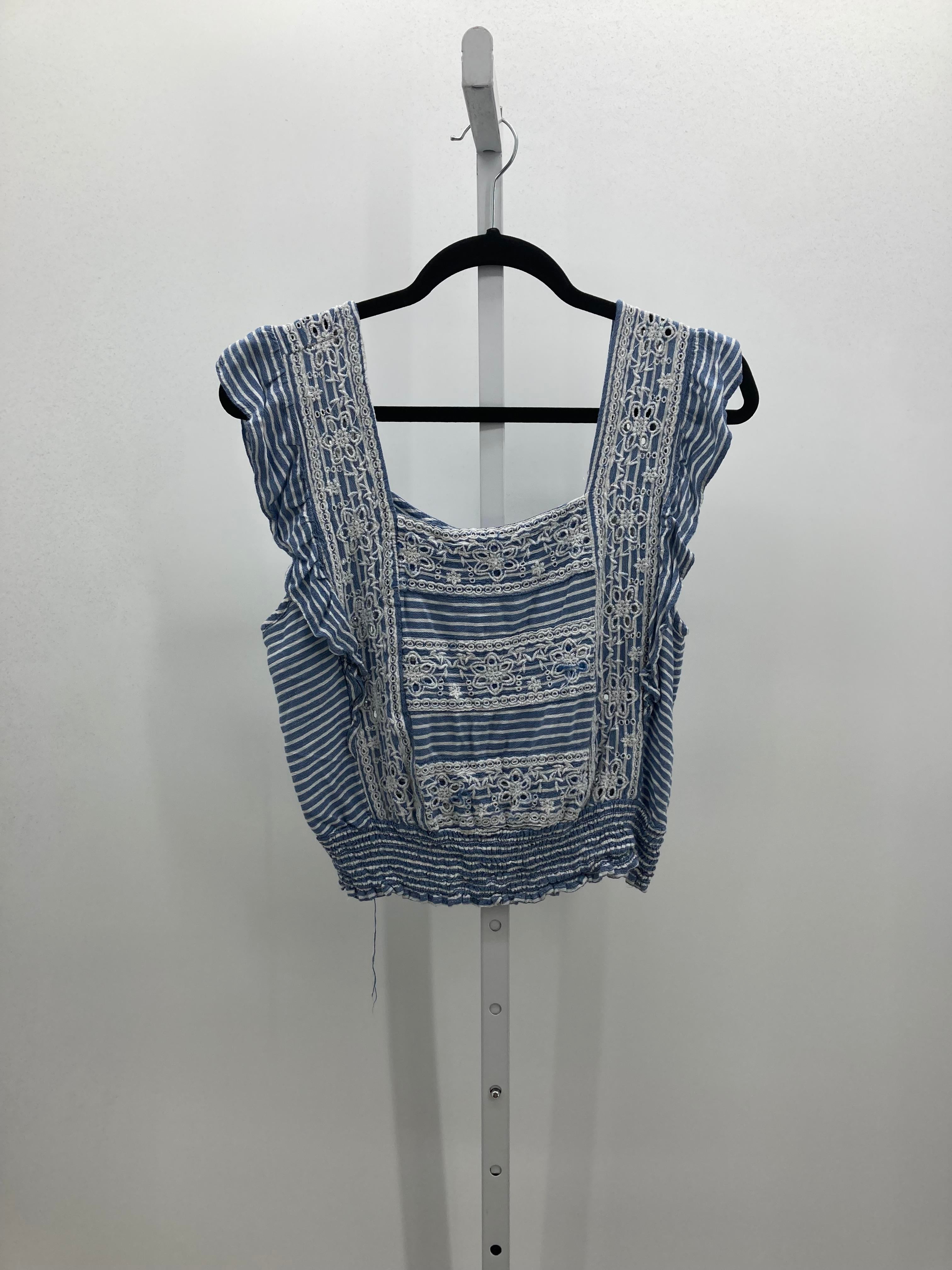 American Eagle Size Small Juniors Short Sleeve Shirt