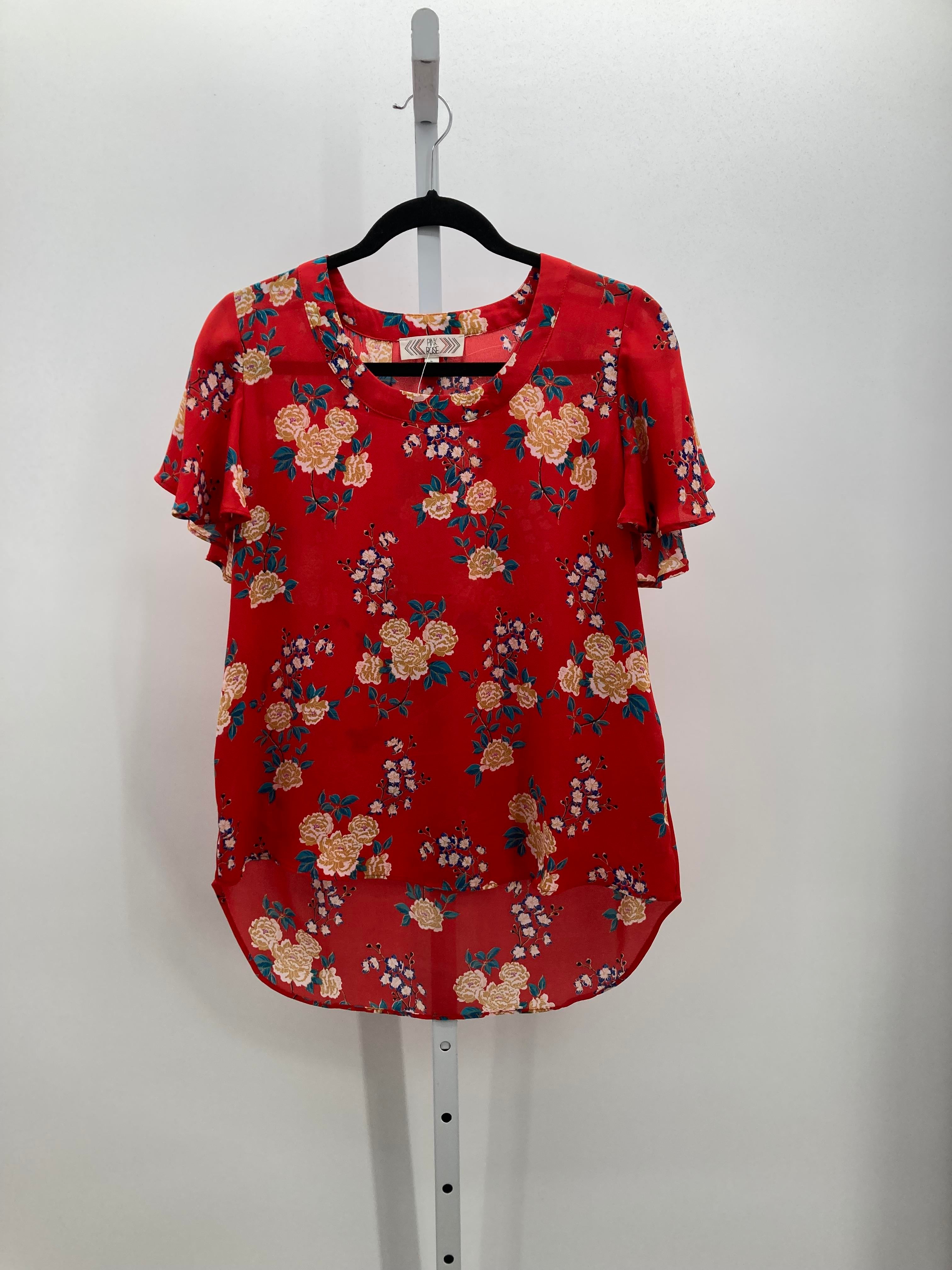 Pink Rose Size Large Juniors Short Sleeve Shirt