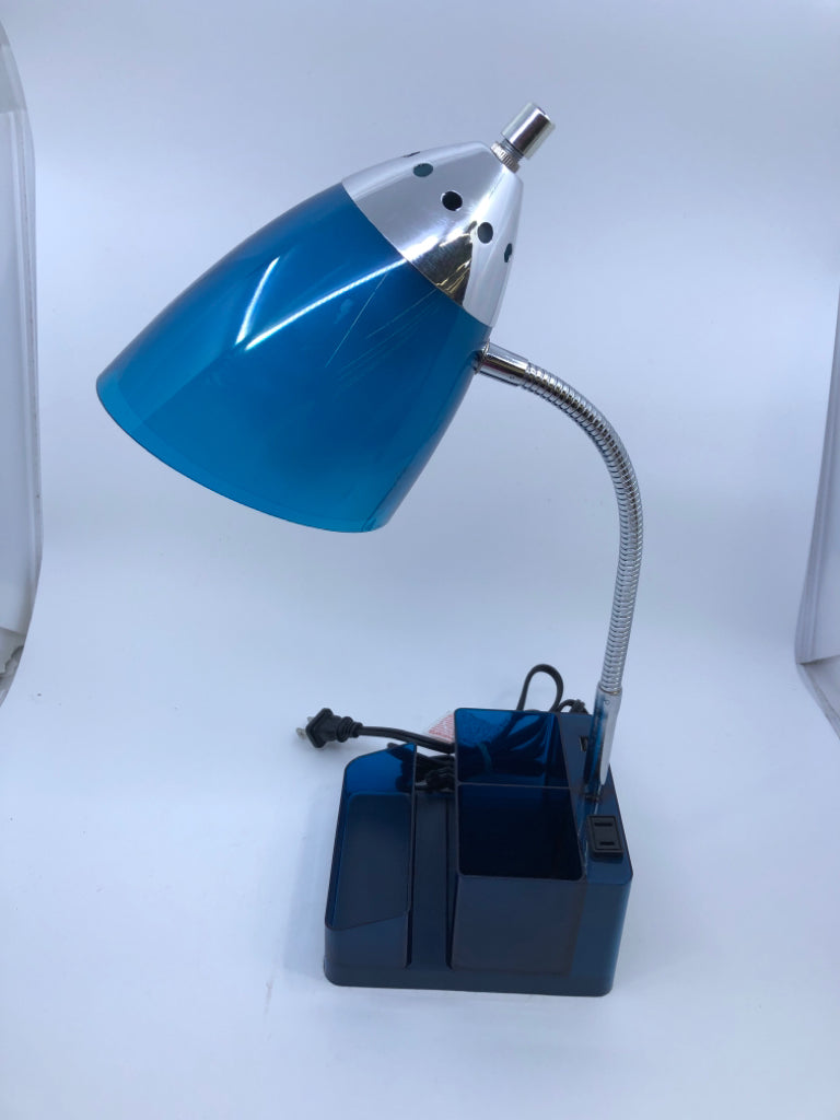 BLUE PLASTIC DESK LAMP W OUTLET.
