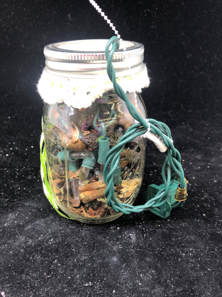 LIGHT UP MASON JAR OF FILLER.