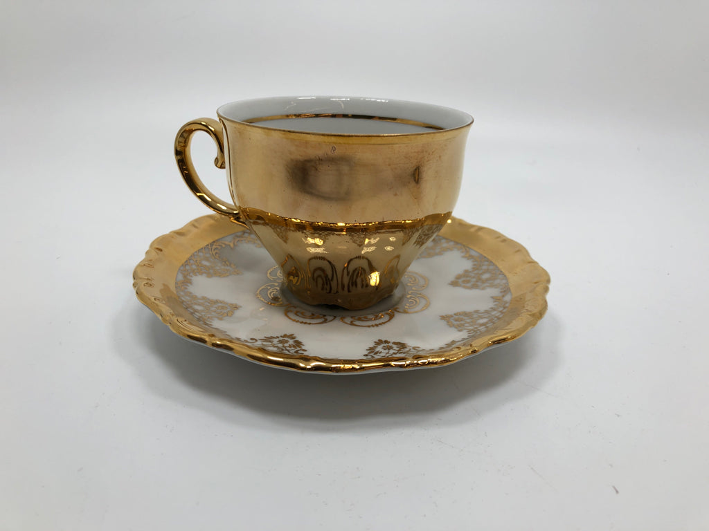 13PC VTG GOLD BAVARIA GERMANY TEA SET.