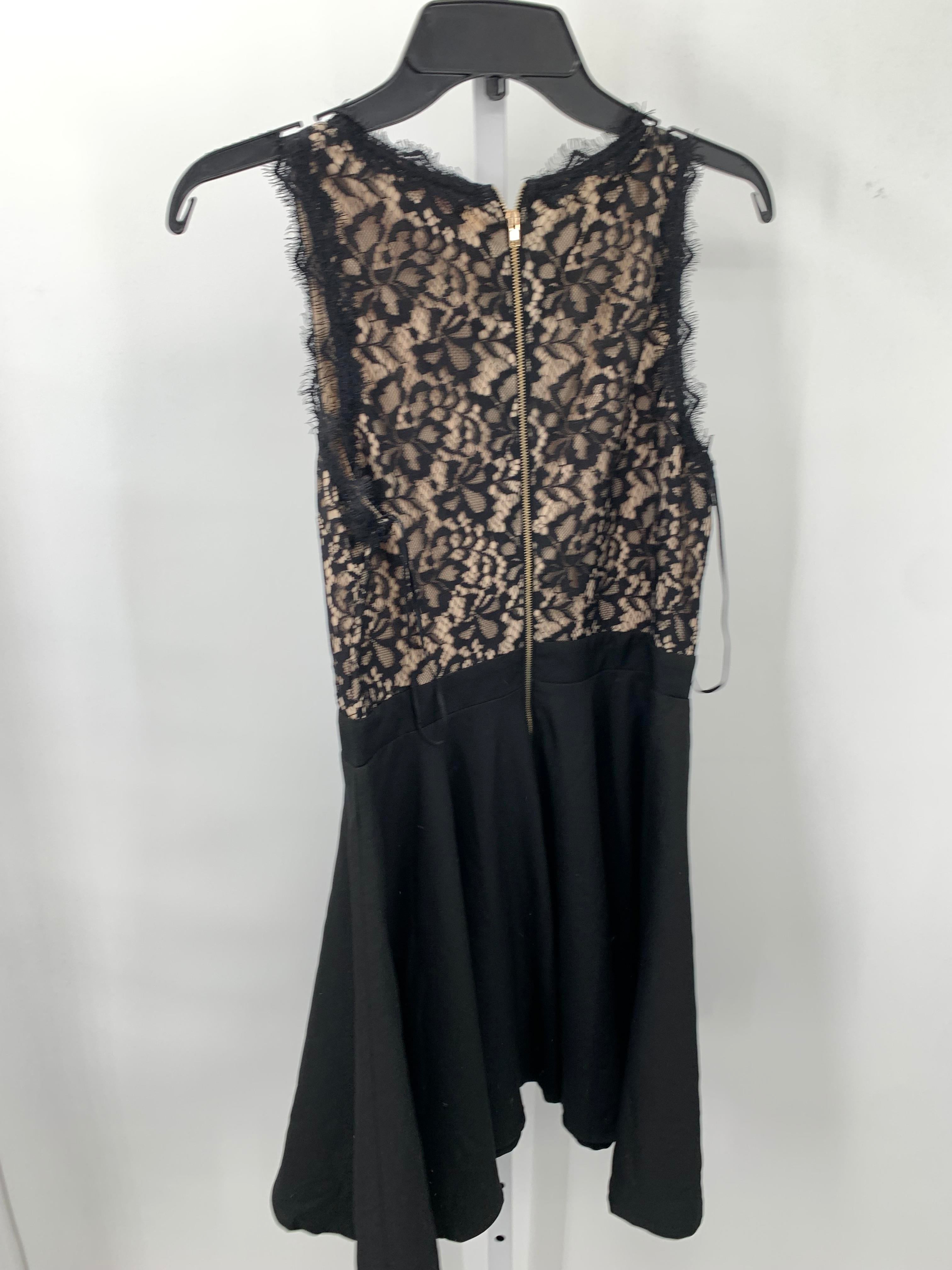 Alya Size Medium Misses Sleeveless Dress
