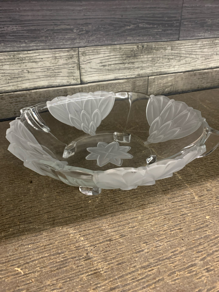 VTG FOOTED CRYSTAL FROSTED ETCHED BOWL.
