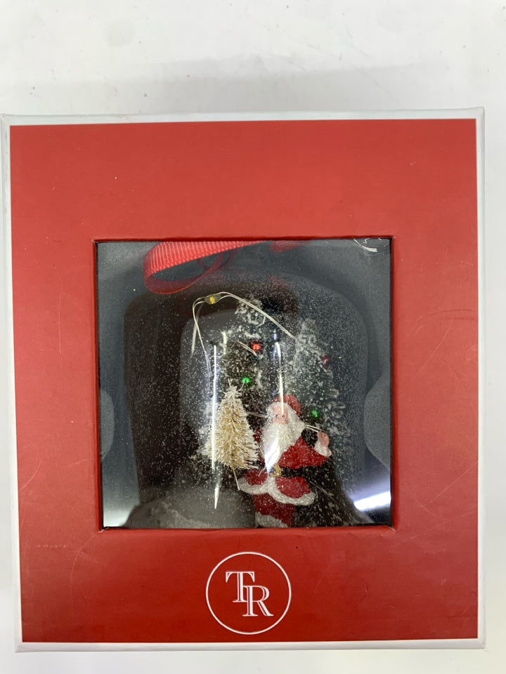 TR LIGHT UP SANTA ORNAMENT IN BOX.