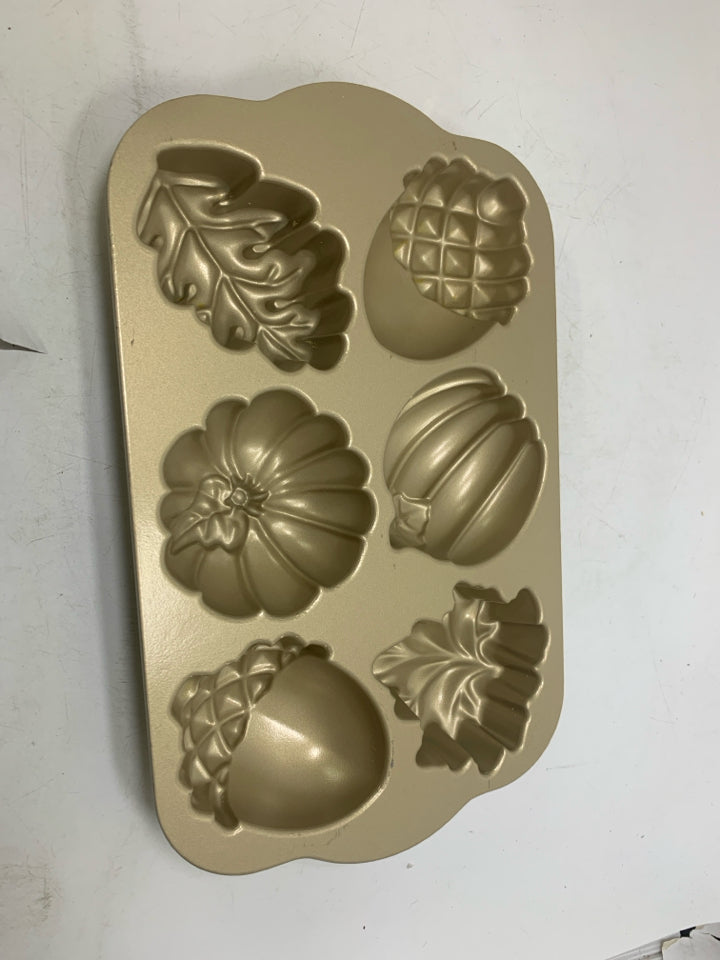 NORDIC WARE CAST ALUMINUM AUTUMN TREATS CAKELET PAN GOLD.