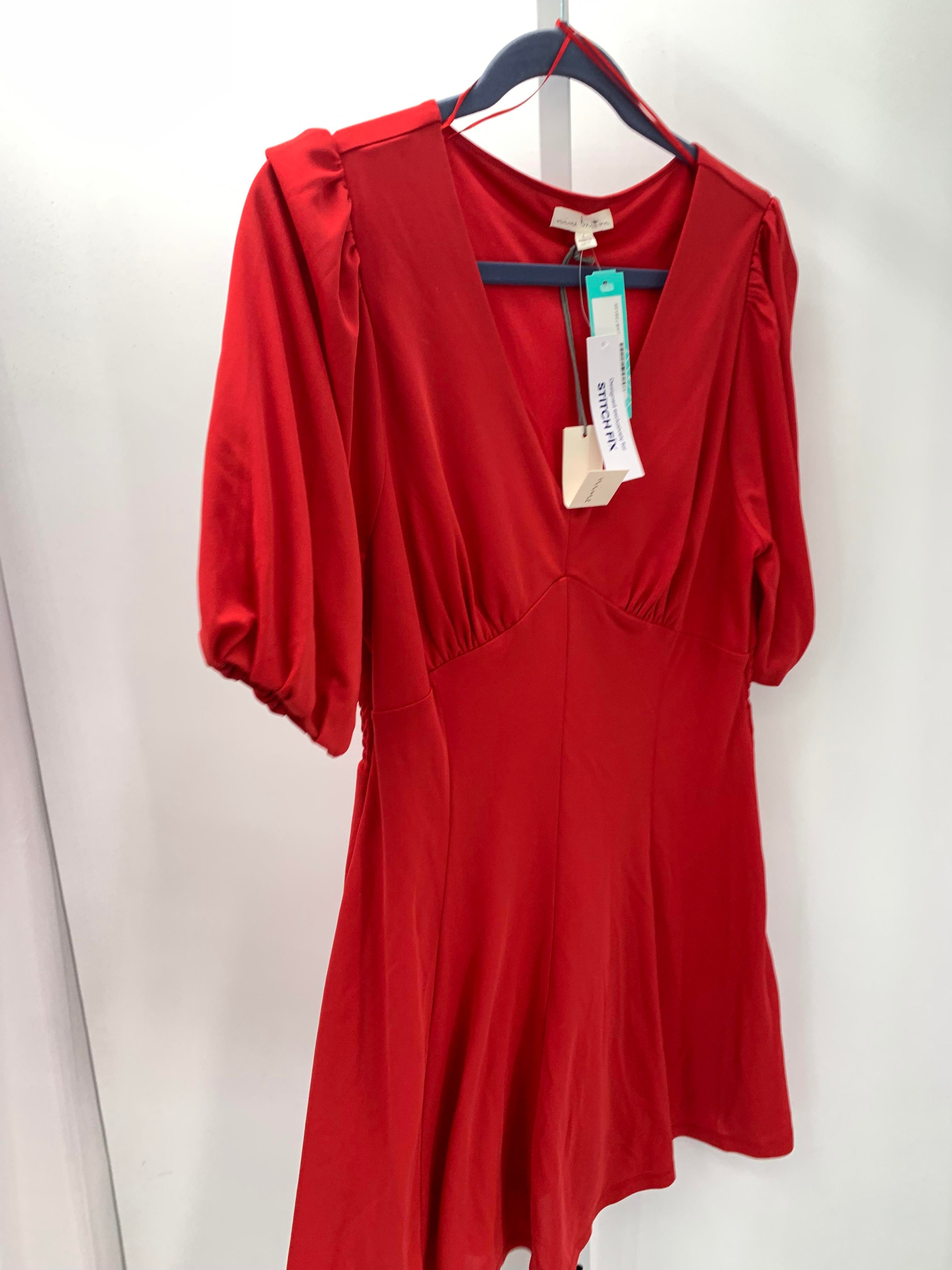Size Large Misses Short Sleeve Dress
