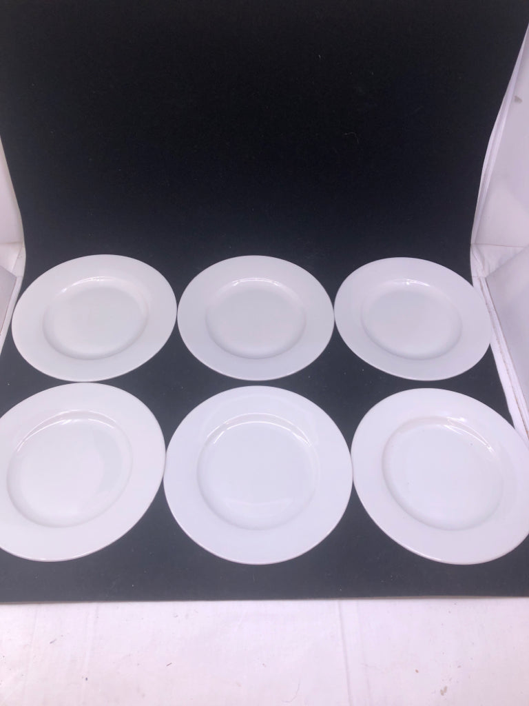 6 WHITE SNACK PLATES.