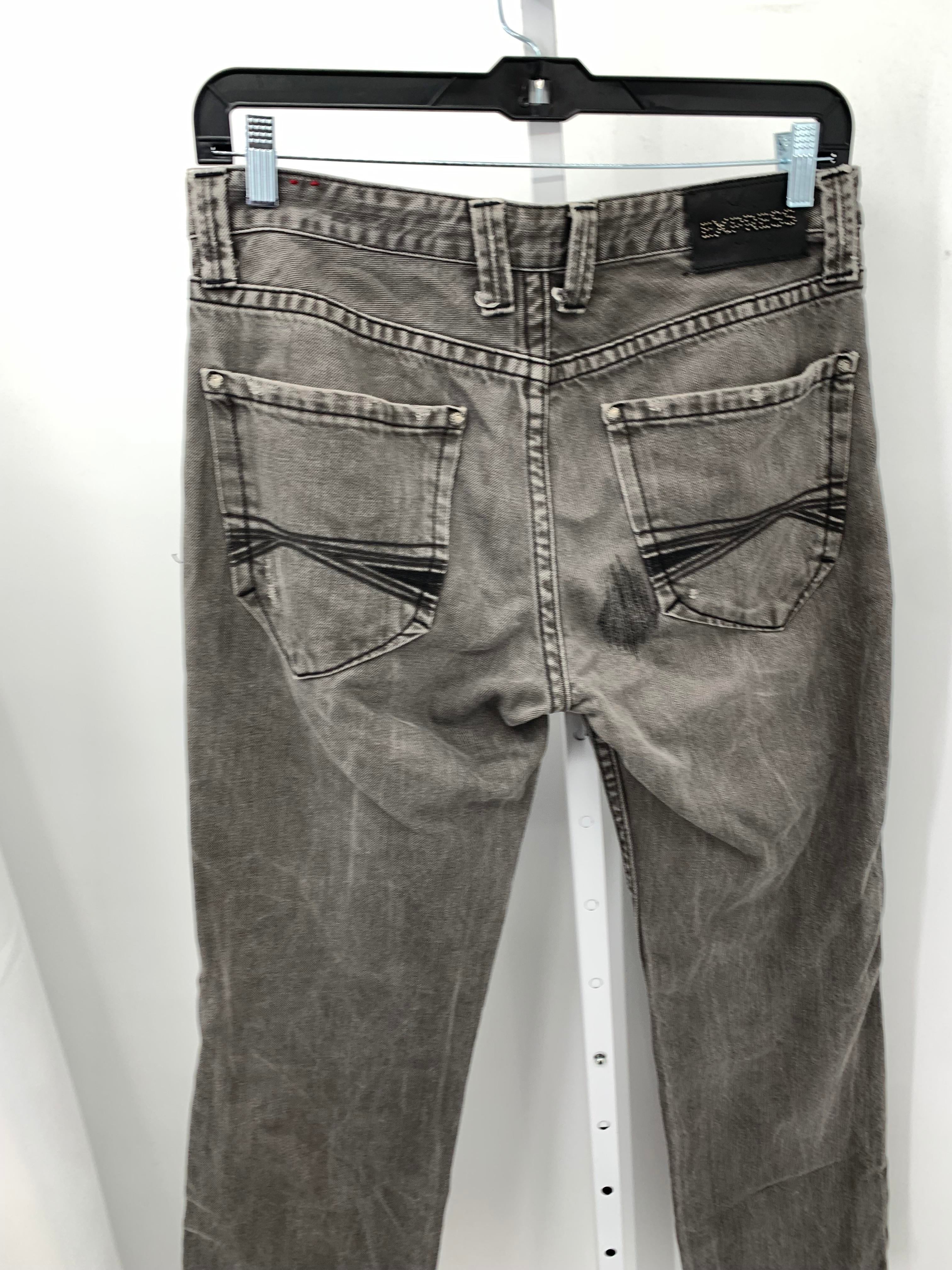 DISTRESSED DENIM JEANS