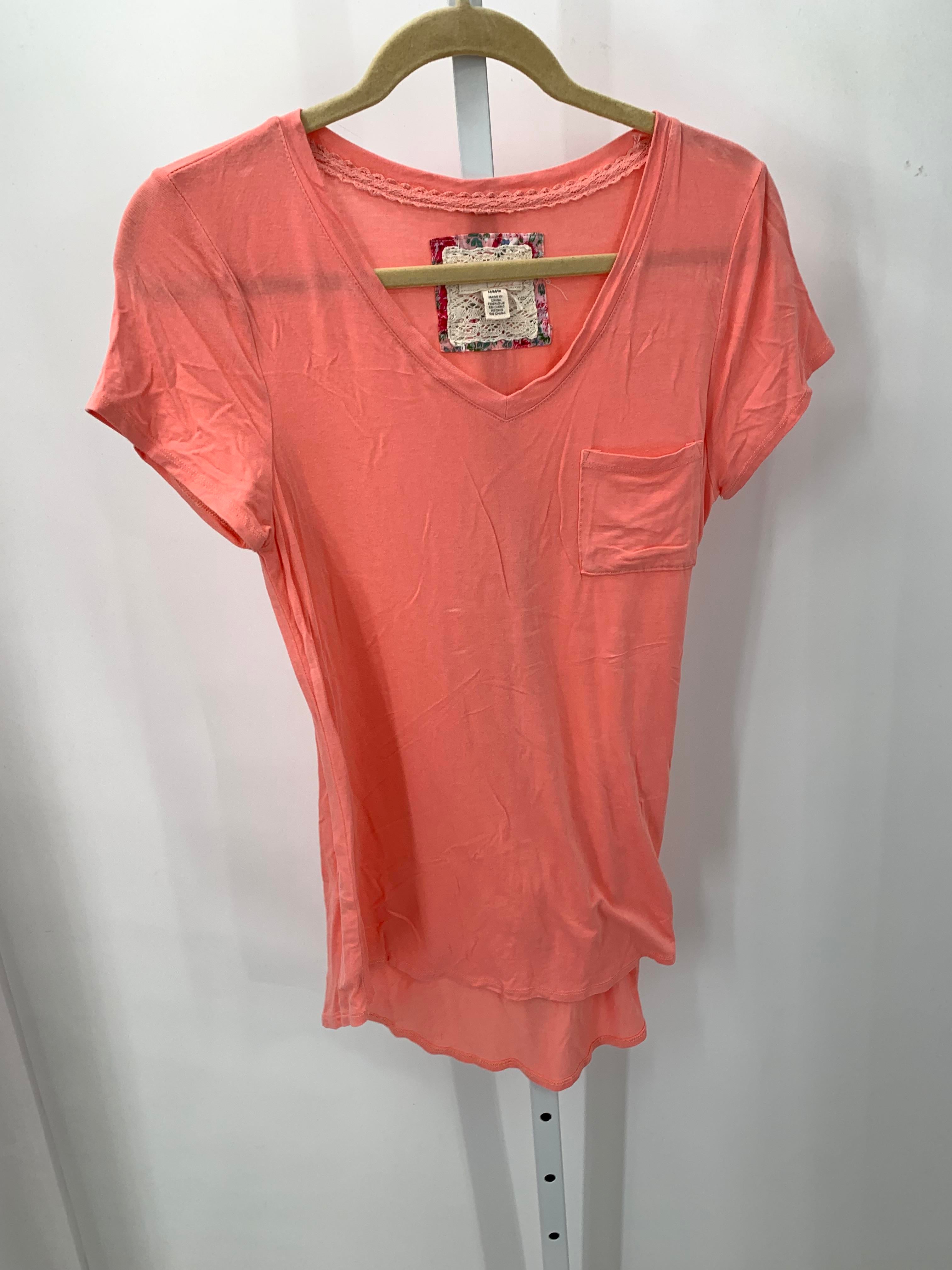 Cupio Size Medium Misses Short Sleeve Shirt