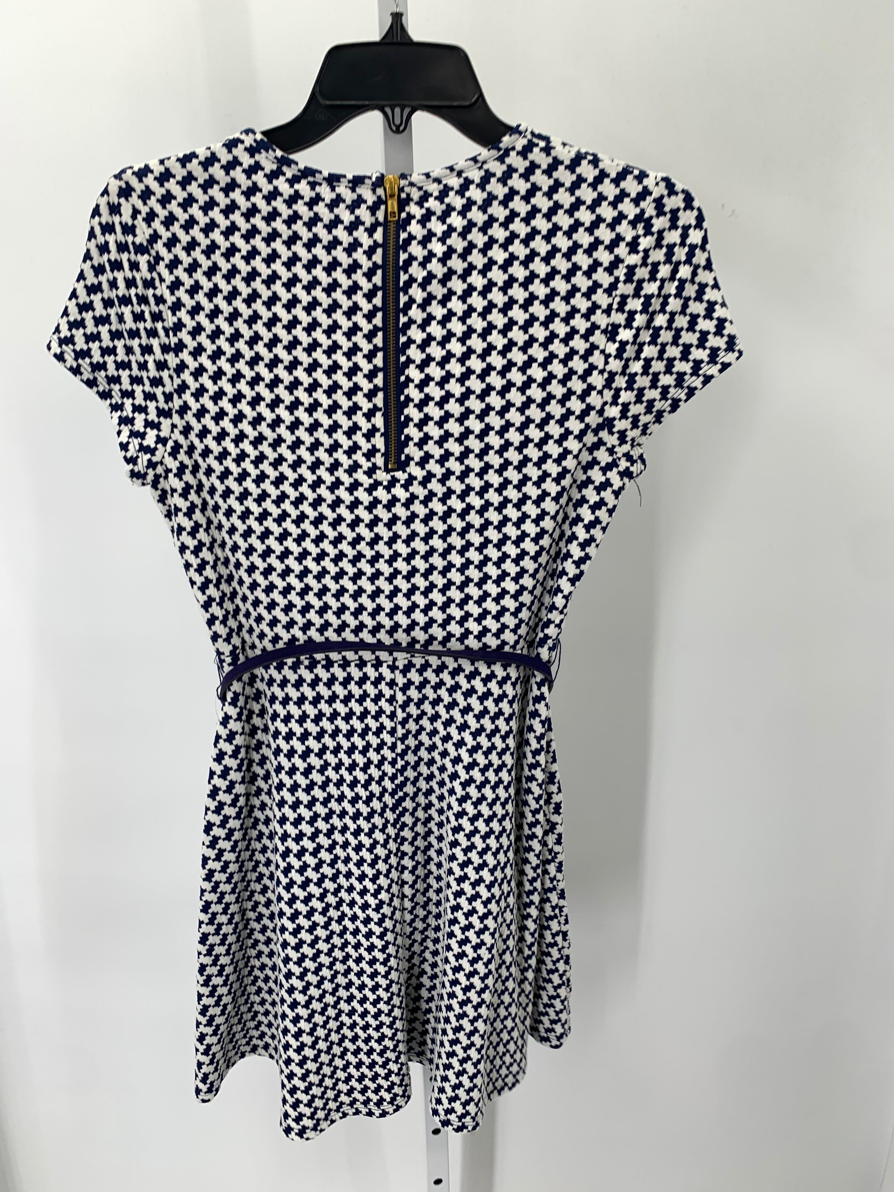Speechless Size Medium Juniors Short Sleeve Dress