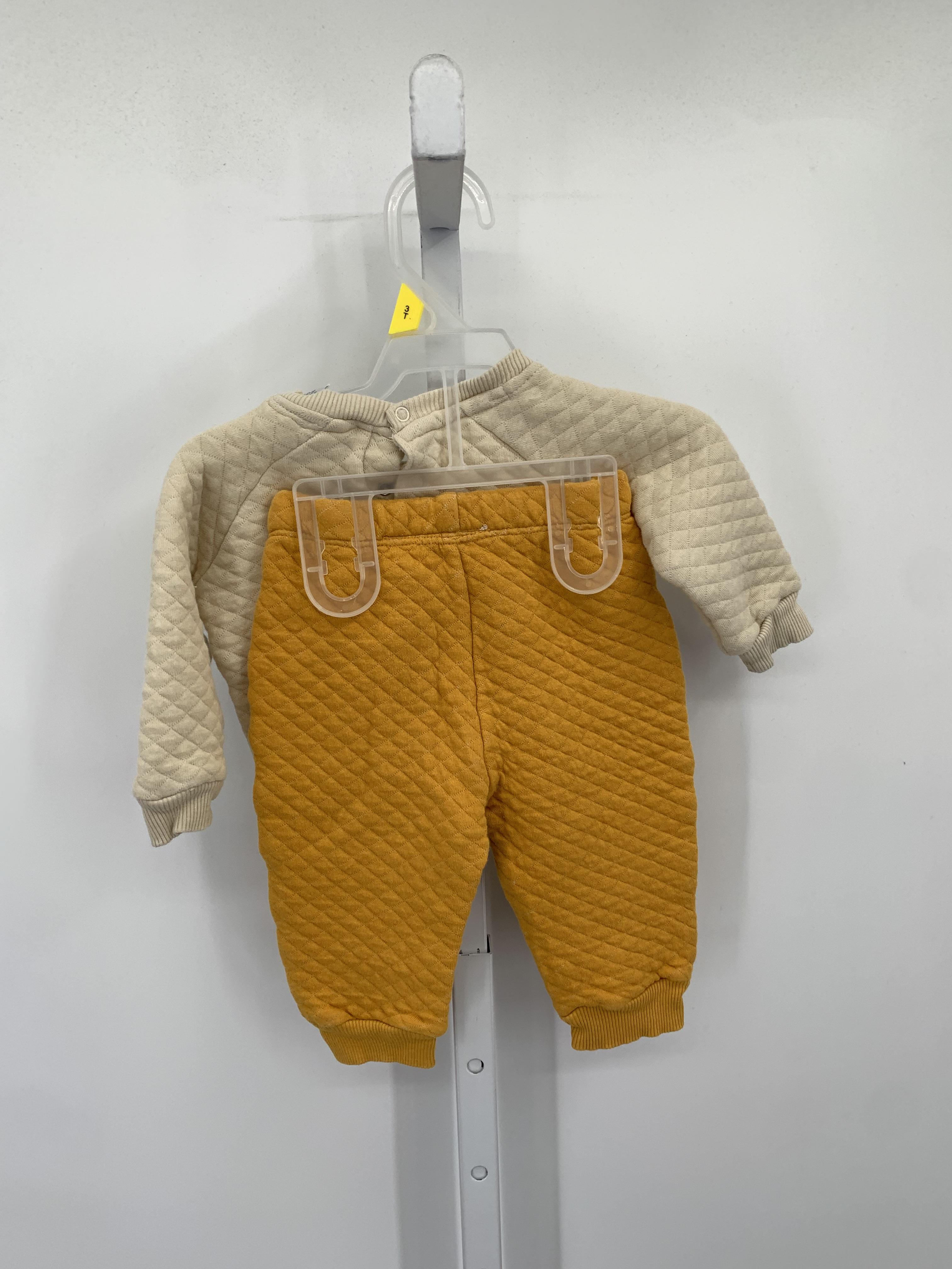 LION KNIT SHIRT YELLOW PANTS