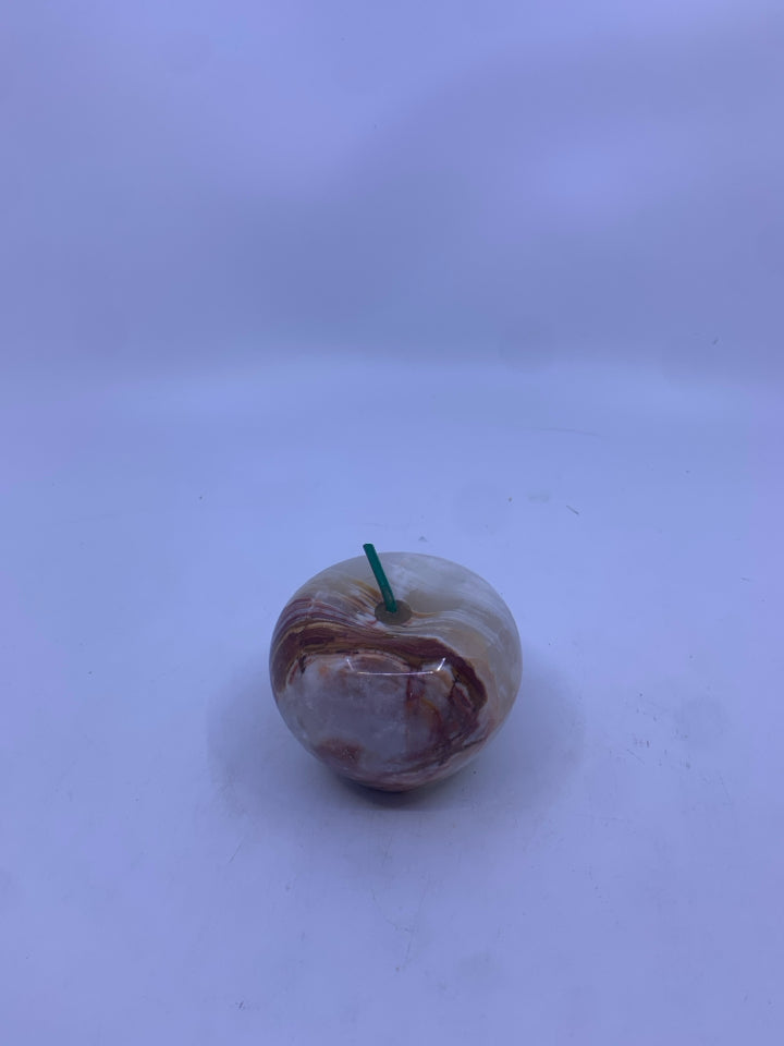 TAN MARBLE APPLE PAPER WEIGHT.