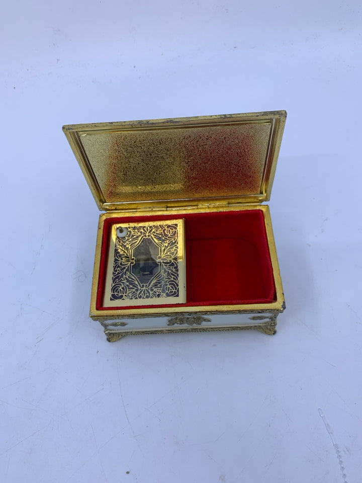 VTG METAL FOOTED TRINKET BOX W/ STONE IN LAY EMBOSSED ROSES.