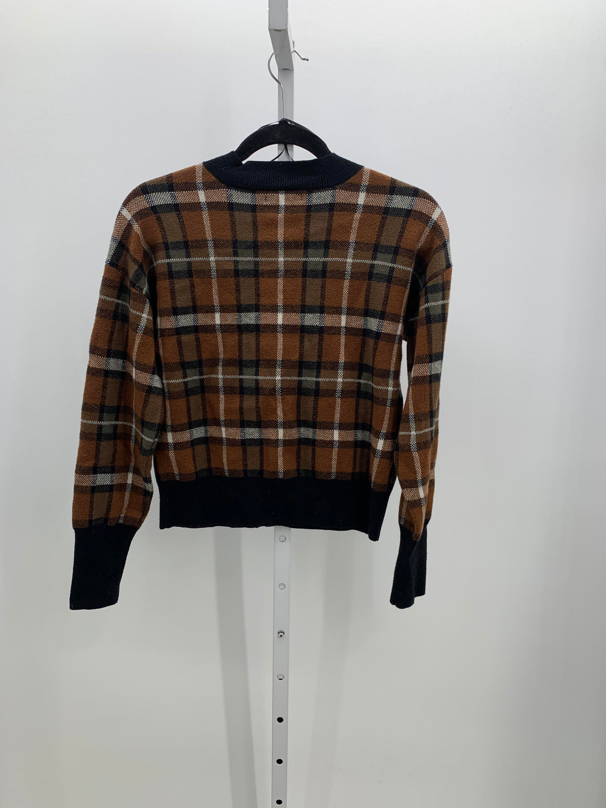 Size Small Juniors Long Sleeve Sweater