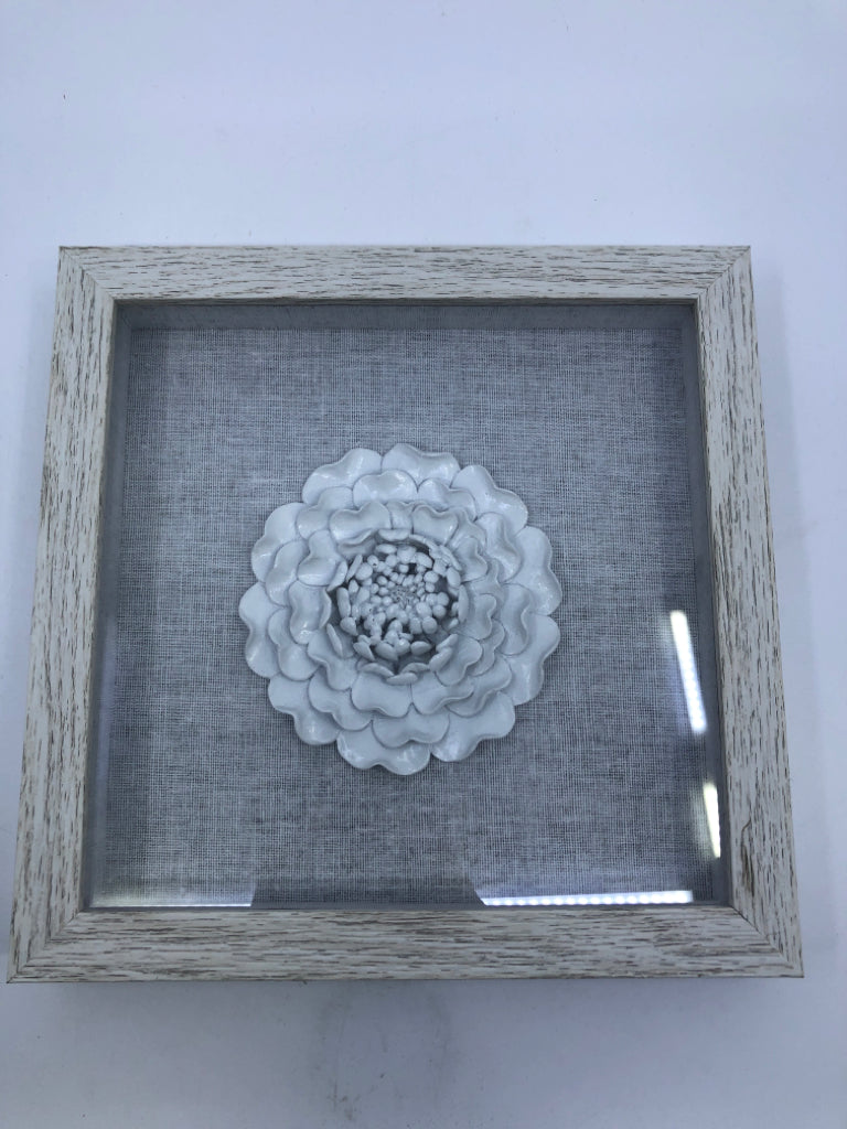 WHITE FLOWER SHADOW BOX W WHITE FRAME.