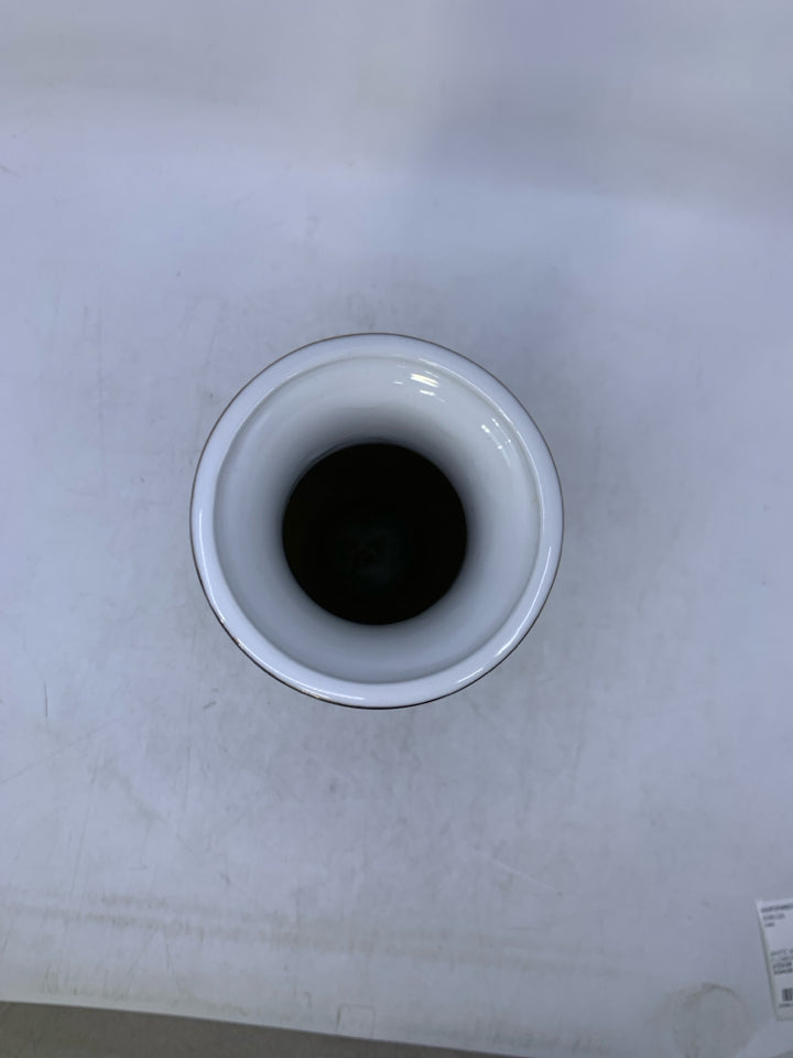 WHITE VASE W/ ORANGE FLOWERS BIRDS/ BLUE DETAILS.