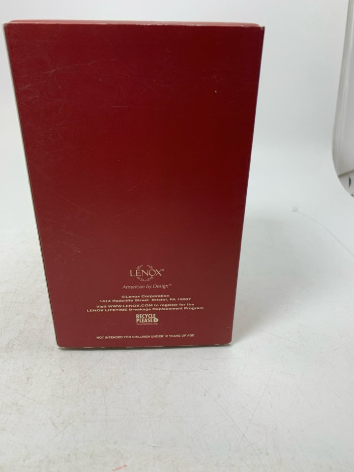 NIB LENOX CHRISTMAS TEACUP ORNAMENT.